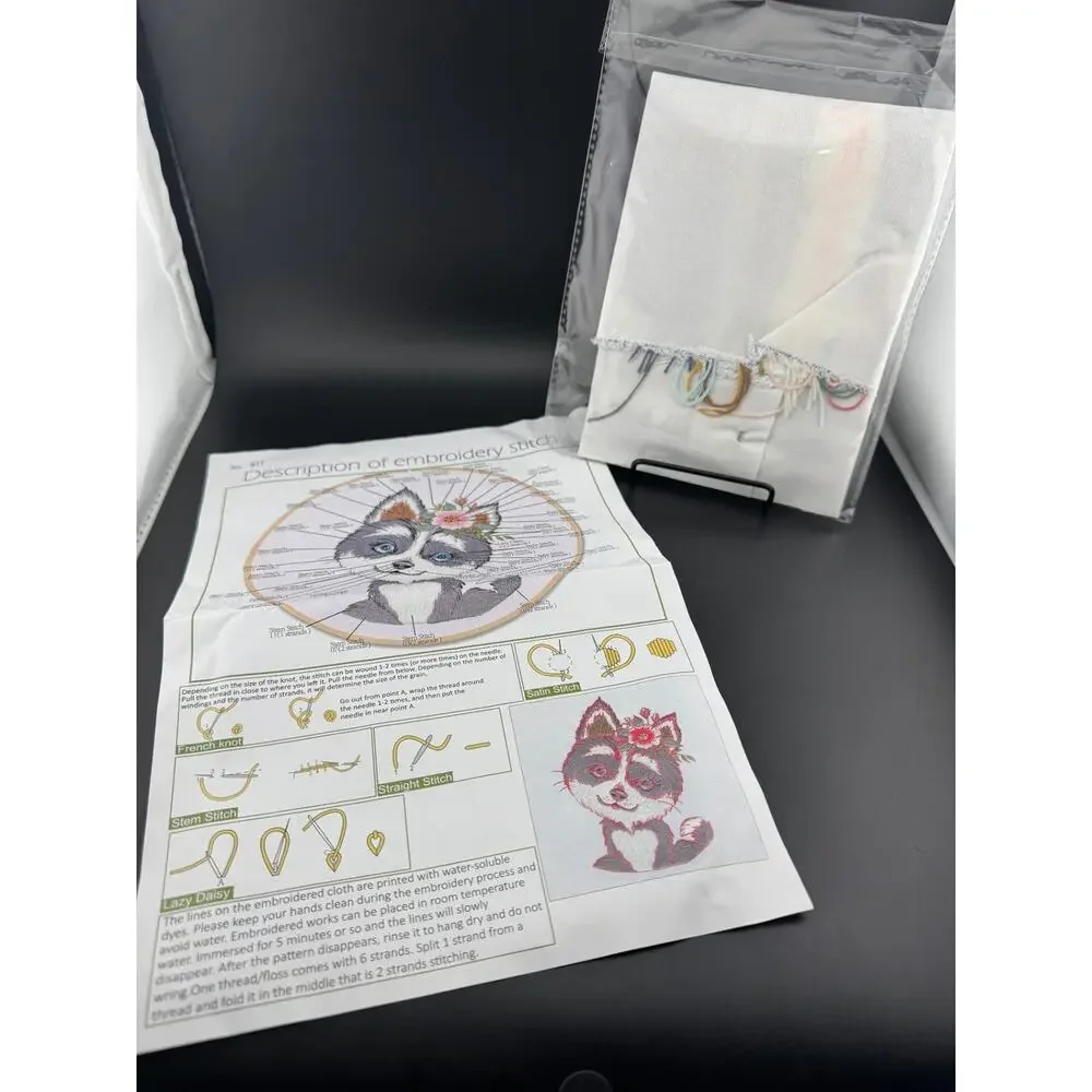 New Dog Embroidery Kit - Husky - No. 817